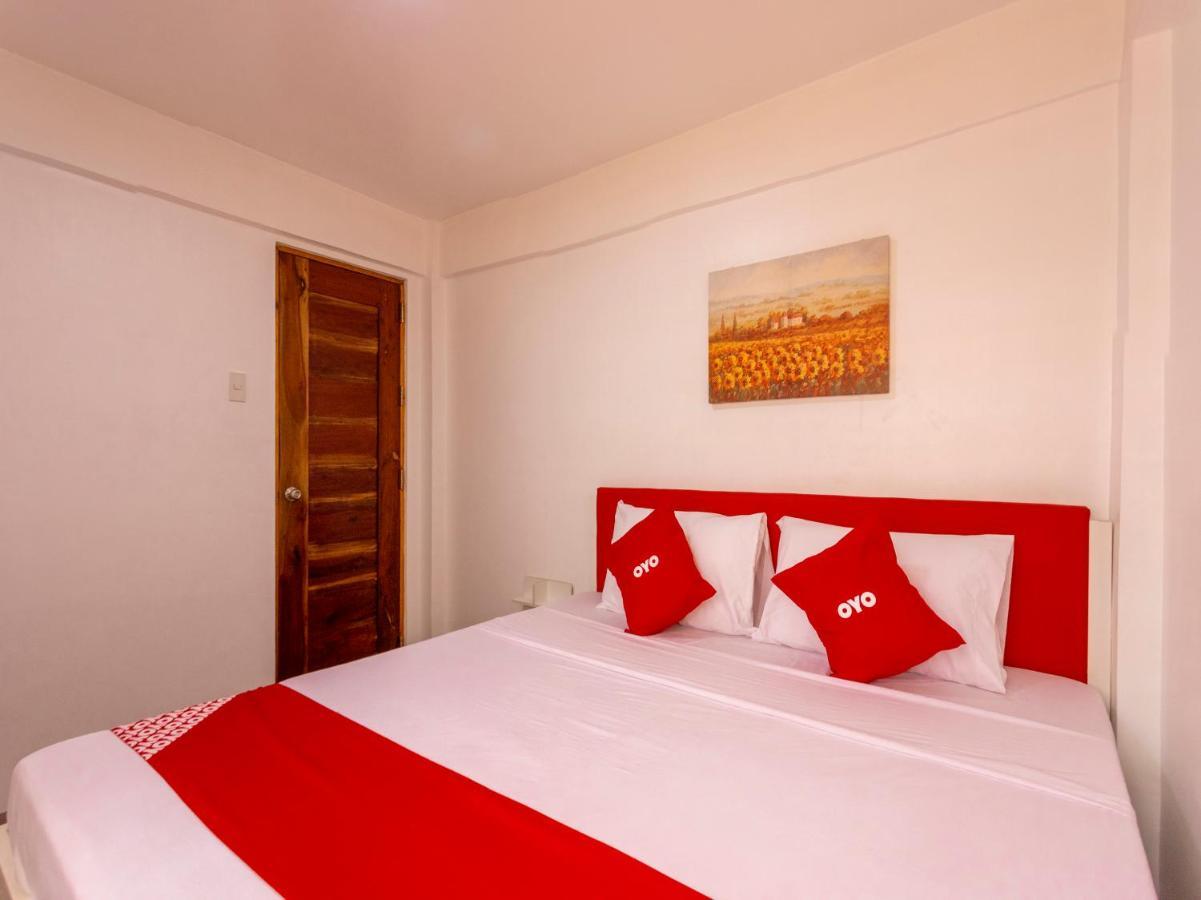 แคปปิตัล โอ 806 ปัตตาอุย เรสซิเดนซ์  Hotel ตากิก ภายนอก รูปภาพ